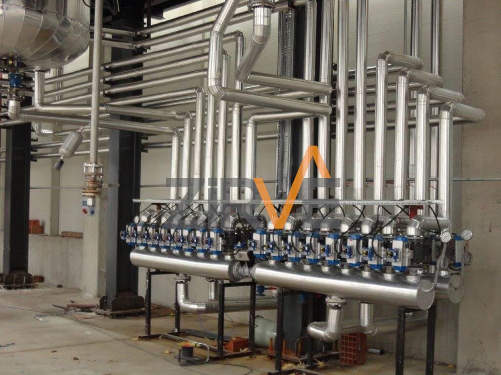 Gilamga qarshi rus jinsiy aloqa Mehmonlar bilan jinsiy aloqani tomosha qiling